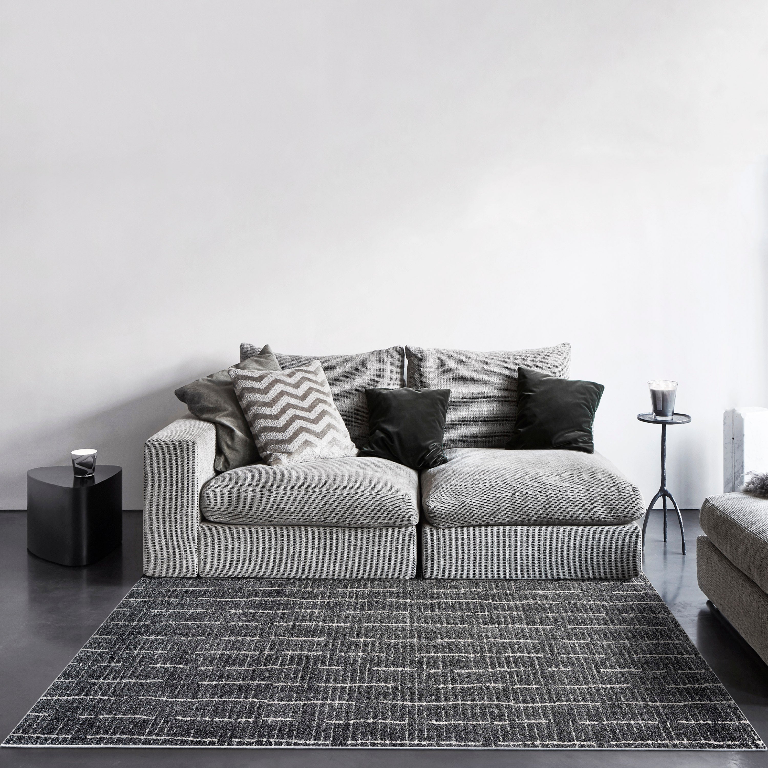 Dynamic Rugs Masai 14002-3121 Black/White Rug