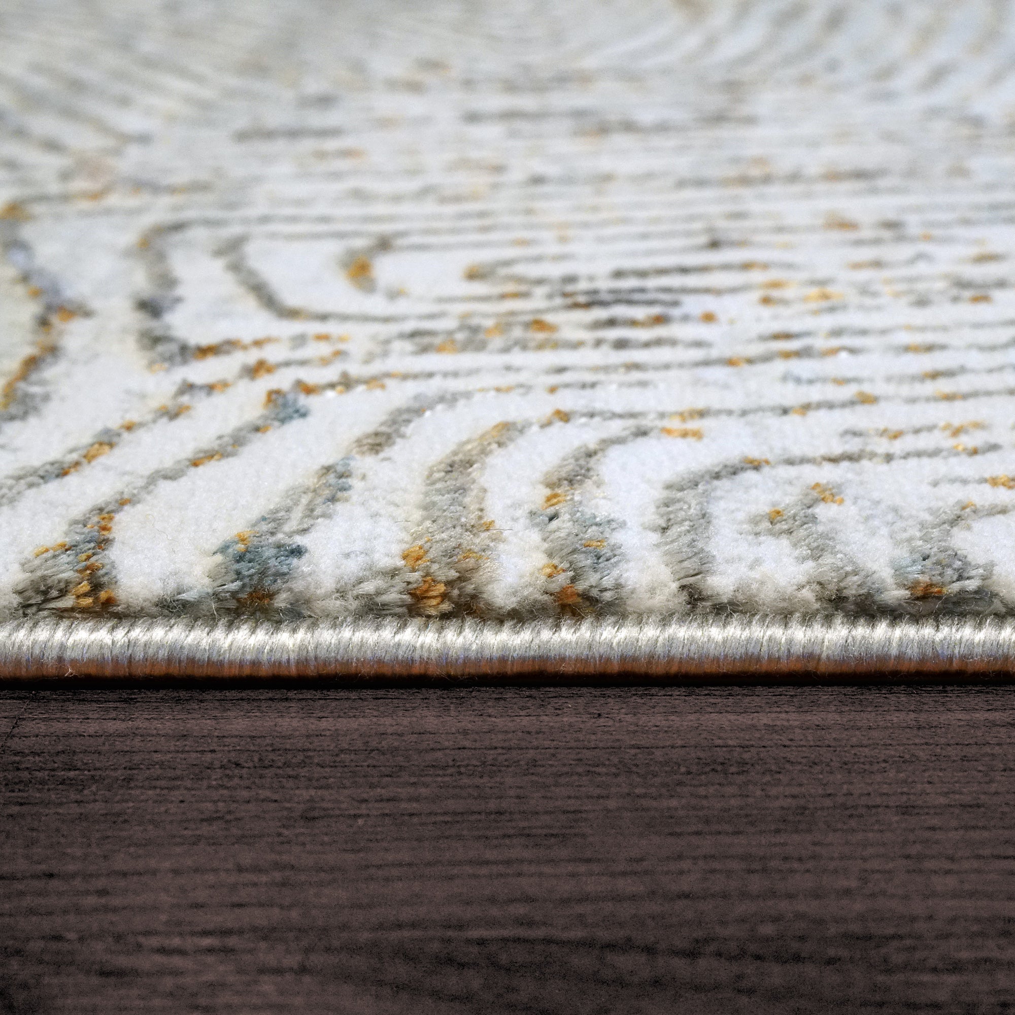 Dynamic Rugs GOLD 1351-897 Cream/Silver Rug
