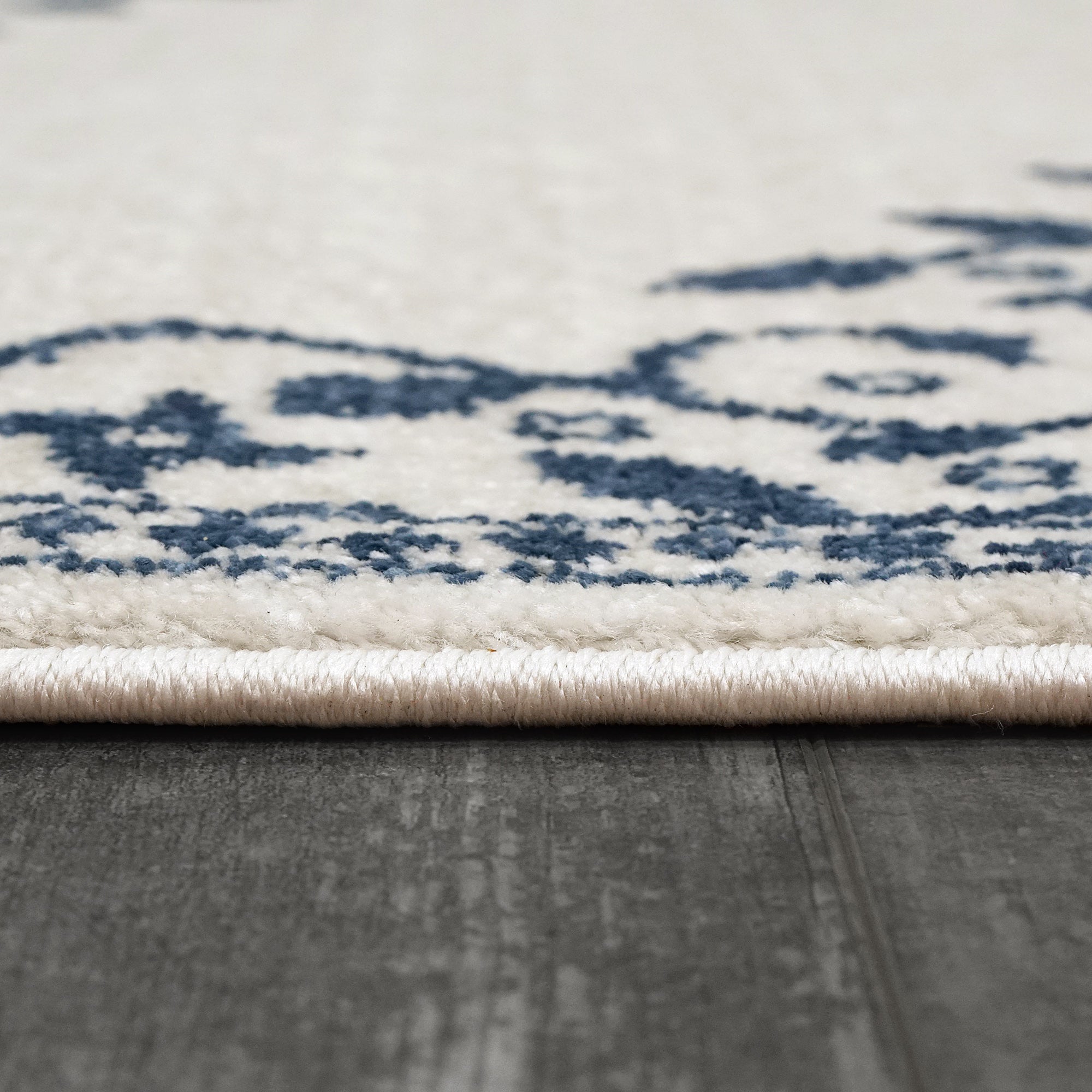 Dynamic Rugs HERA 3302-105 Ivory/Blue Rug
