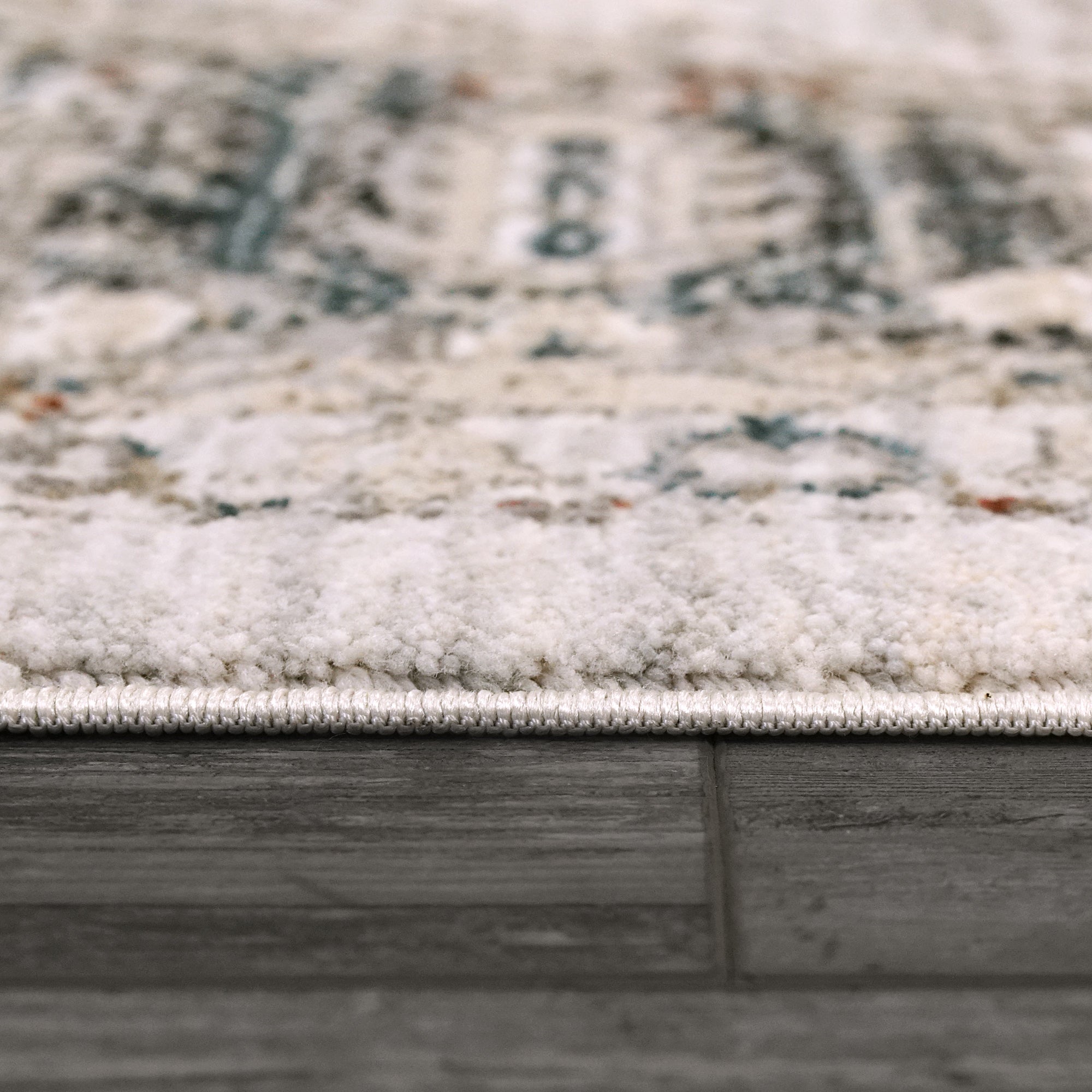 Dynamic Rugs CARSON 5225-109 Ivory/Black Rug