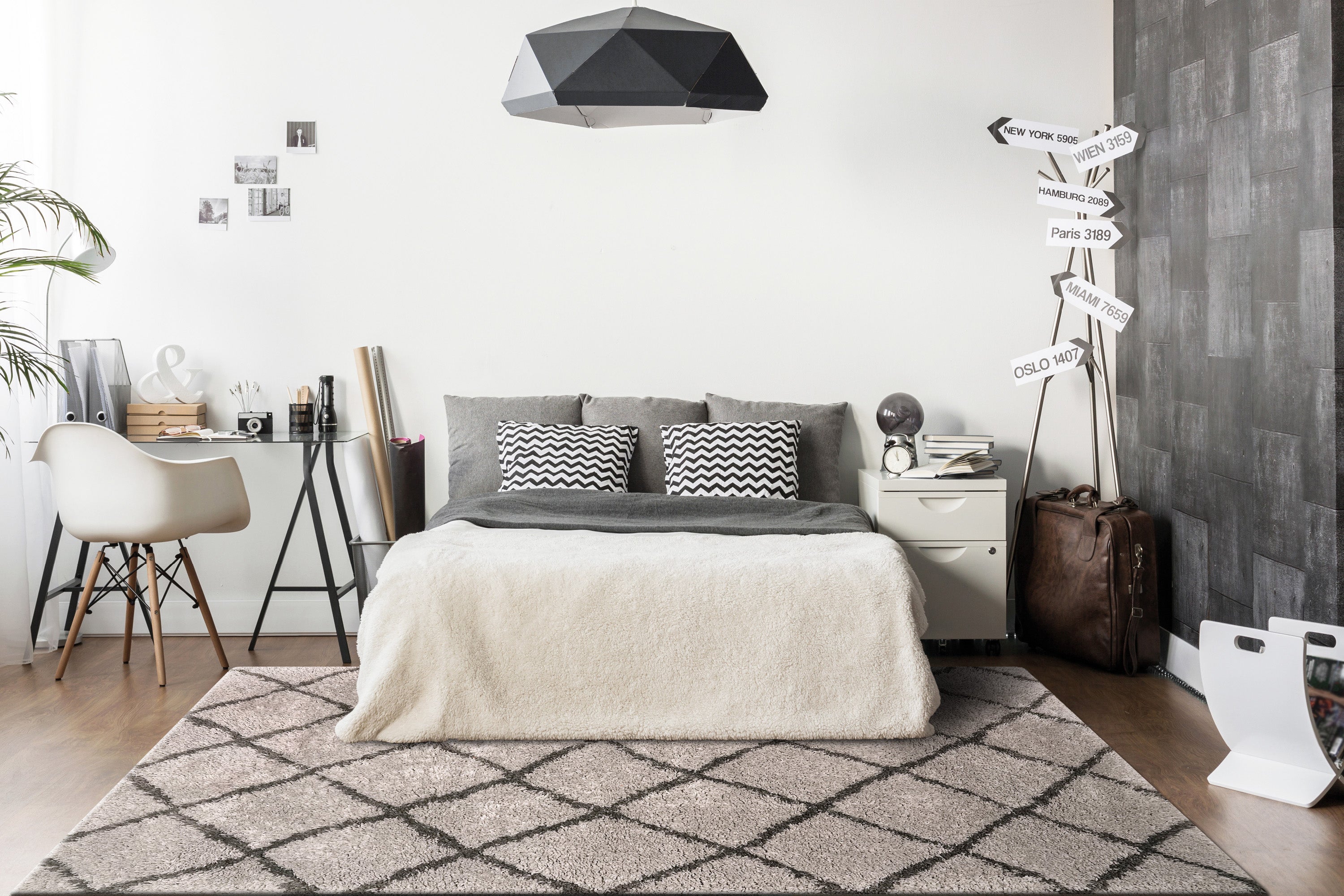 Dynamic Rugs CALLIE 4972-909 Grey/Dark Grey Rug