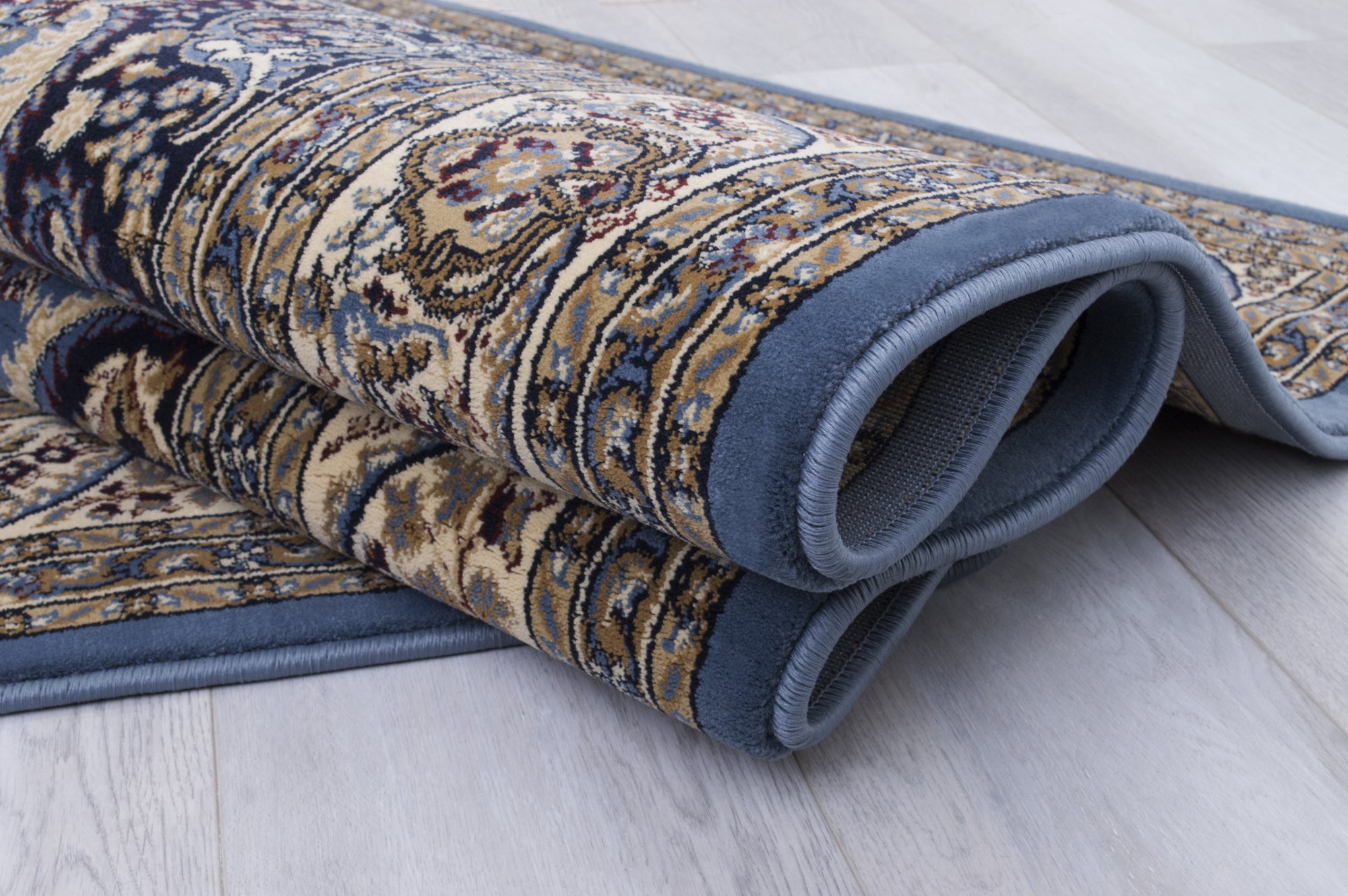 American cover design / Persian weavers Elegance 207 Sky Blue Rug