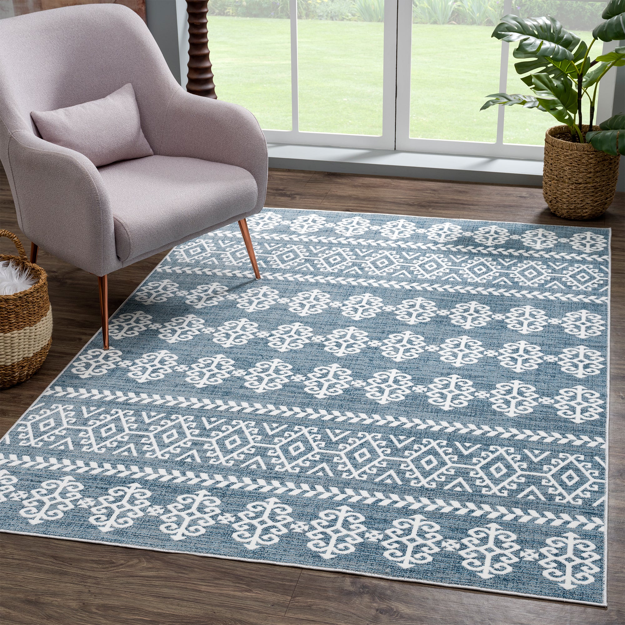 United Weavers Paramount Influential 2660-50160 Blue Rug