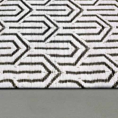 Dynamic Rugs Soul 7404-190 Ivory/Charcoal Rug