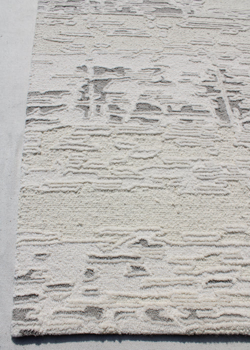 Dynamic Rugs Trono 5480-191 Ivory/Silver Rug