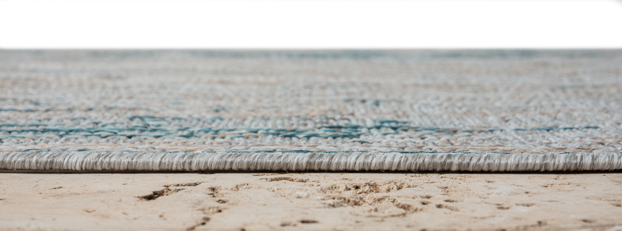 American cover design / Persian weavers Coastal 660 Sand Rug