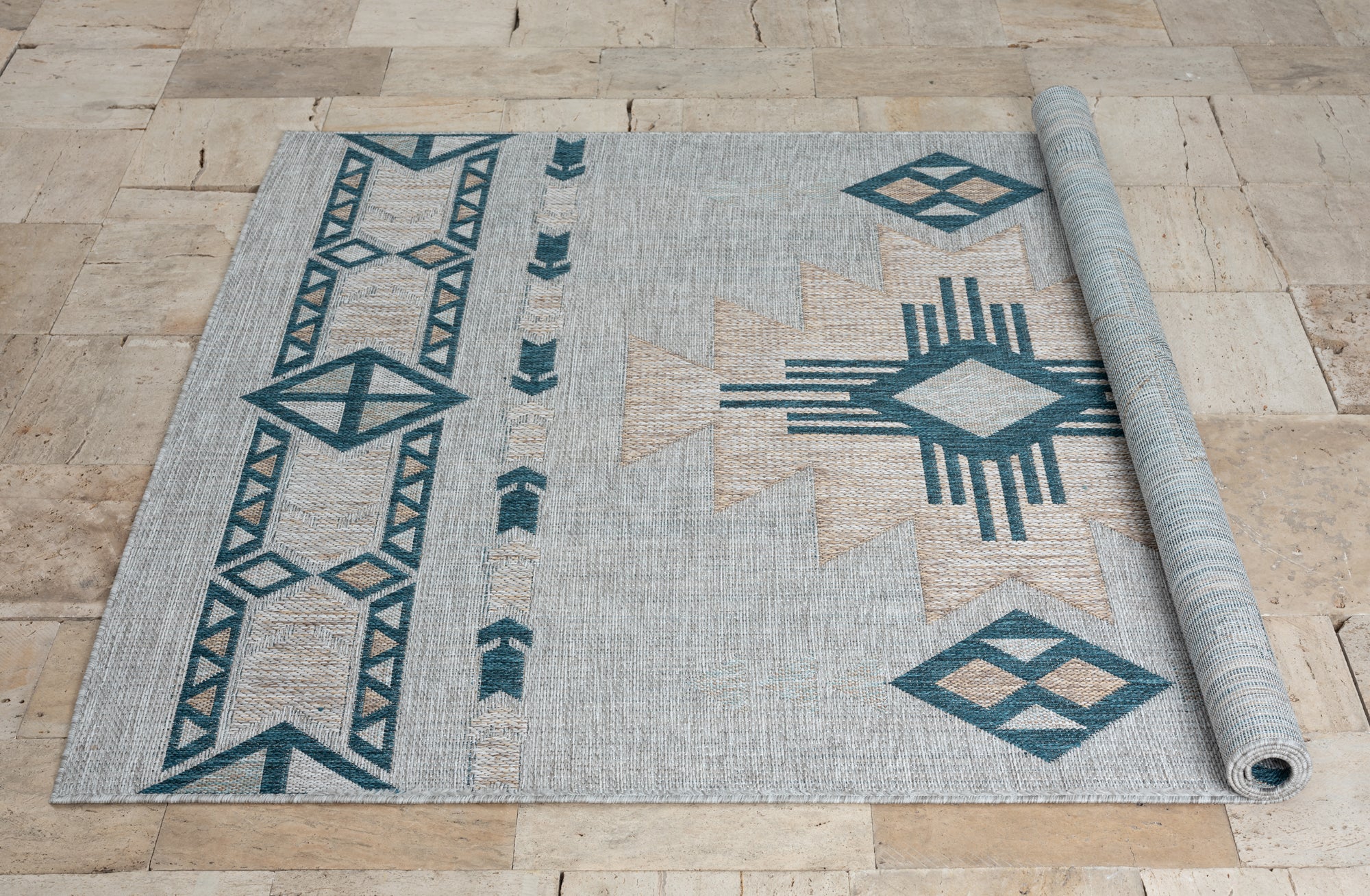 American cover design / Persian weavers Coastal 664 Sand Rug