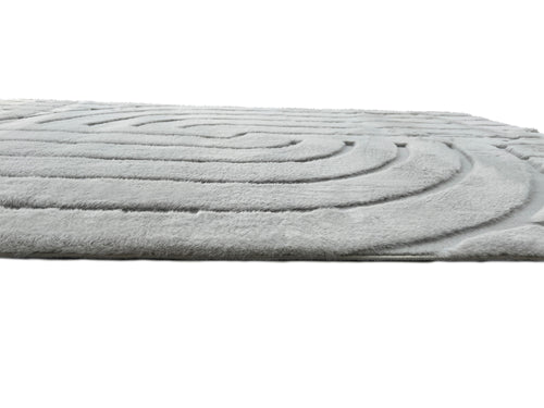 American cover design / Persian weavers Sculpted Bunny 51 Silver Rug