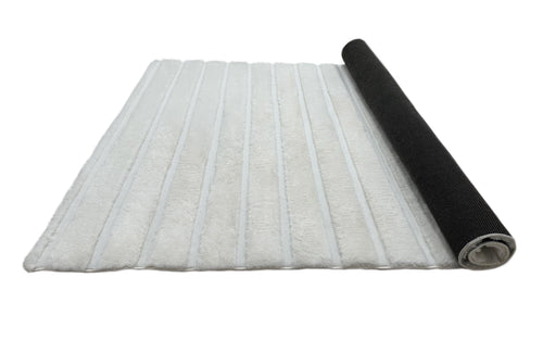 American cover design / Persian weavers Sculpted Bunny 52 Snow Rug