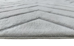 American cover design / Persian weavers Sculpted Bunny 56 Silver Rug