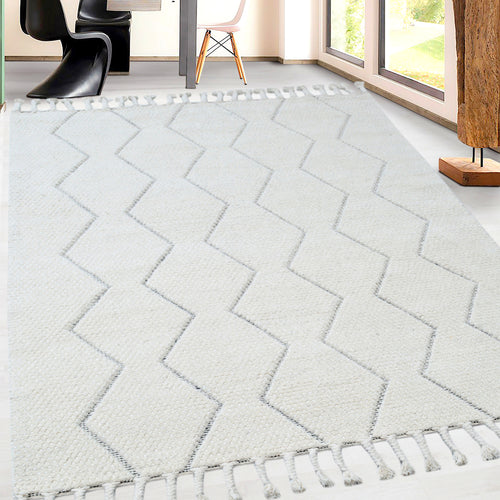 Dynamic Rugs MOXIE 2533-190 Ivory/Black Rug