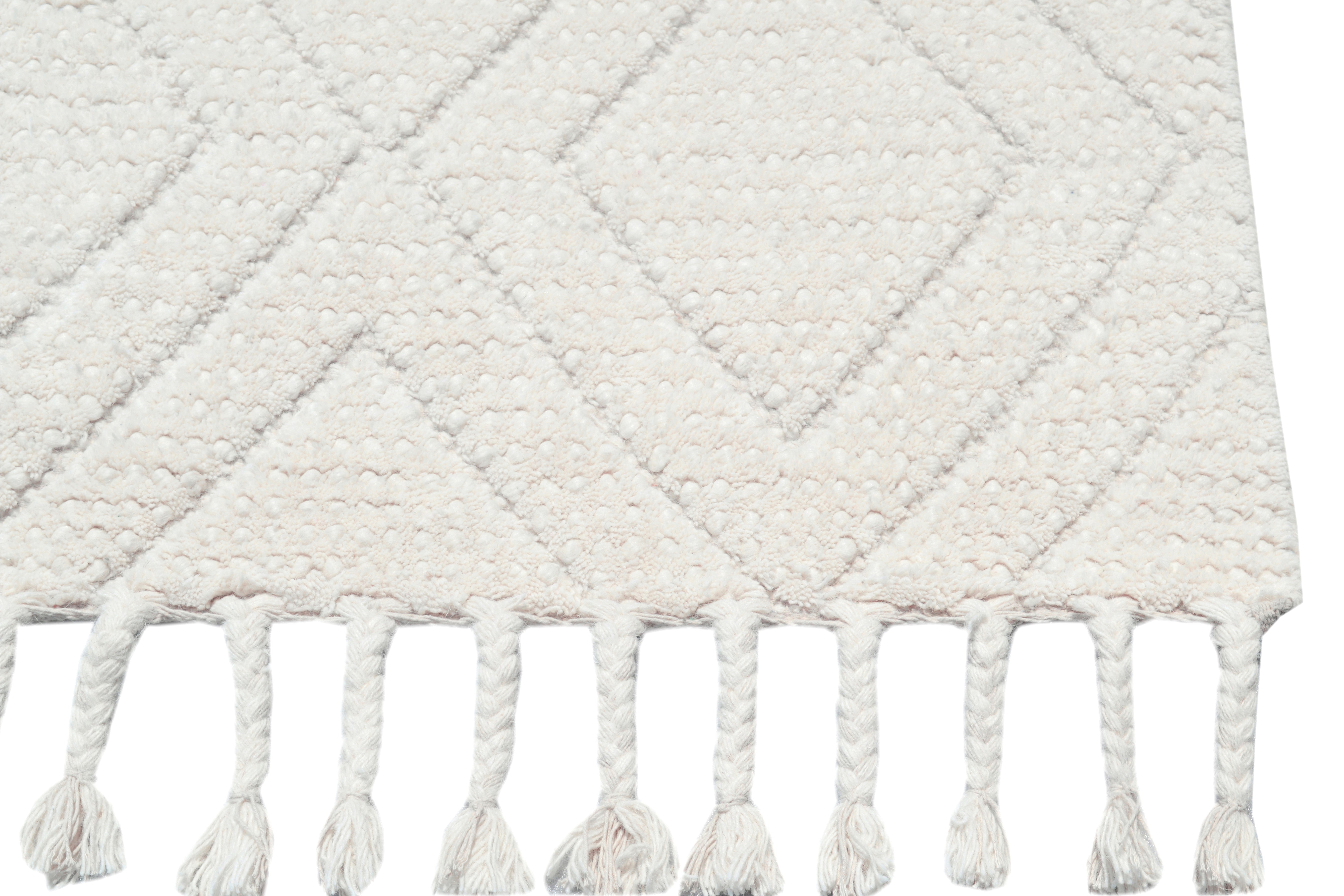 Dynamic Rugs MOXIE 2536-100 Ivory Rug