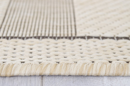 American cover design / Persian weavers Bahamas 672 Beige Rug