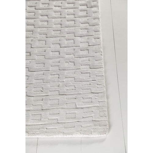 Hallie HAL-45002 White Rug