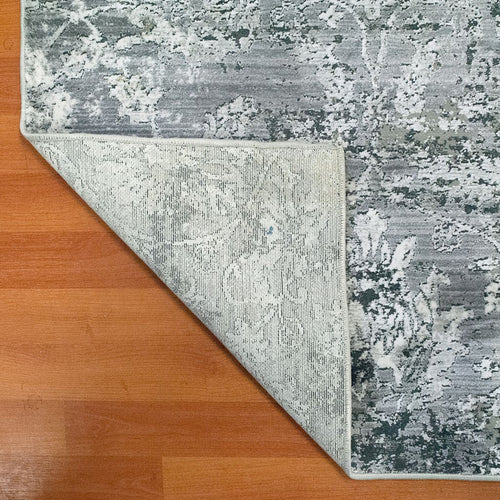 Icon 9328-975 Grey Rug - 70% Space-Dyed Viscose 30% Shrink 