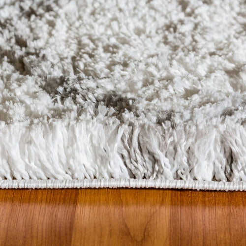 Nordic 7432-100 White/Silver Rug - 100% Polyproplyene