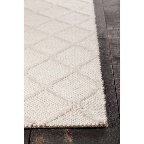 Sujan SUJ-34700 White Rug